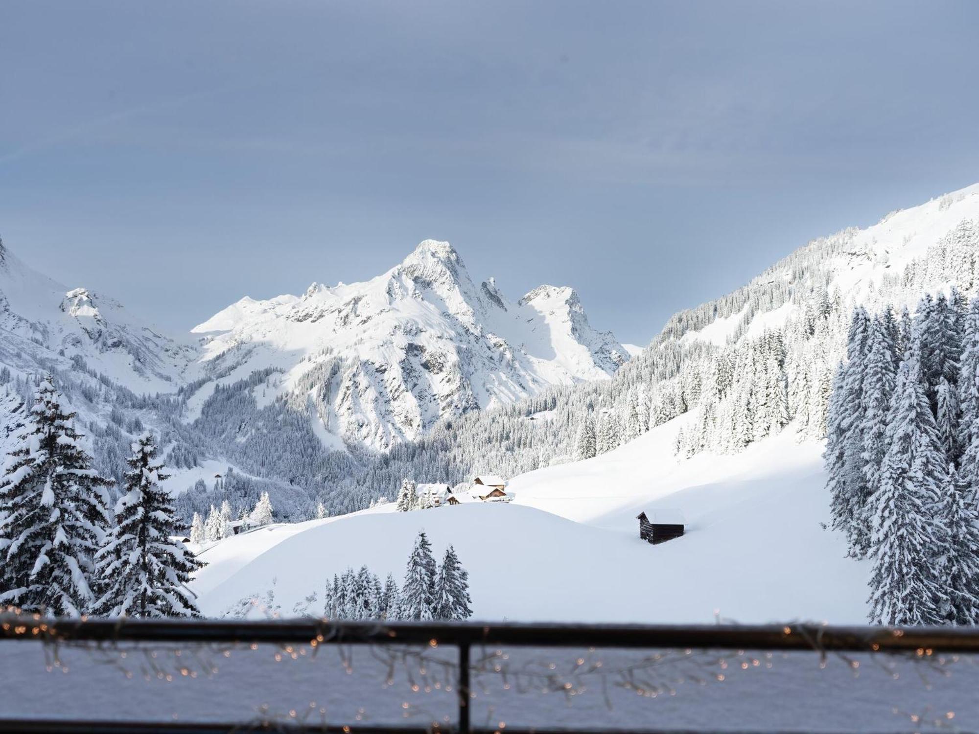 Apartment In Schroecken Near Ski Area Екстериор снимка